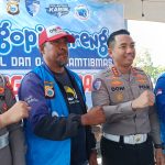 Foto bersama lantas Polda Maluku Utara dan perwakilan ojek online