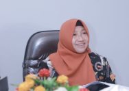 Ketua Dewan Kerajinan Nasional Daerah sekaligus Ketua Tim Penggerak PKK Kota Ternate, Ny. Hj. Marliza M. Tauhid