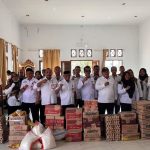 Wakil Bupati Pulau Taliabu La Ode Yasir beserta jajaran serahkan langsung bantuan ke warga terdampak